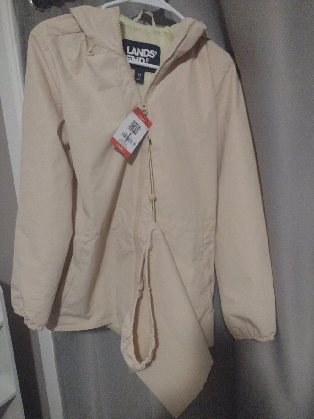Lands End XS Womens raincoat 2+4 new with tags